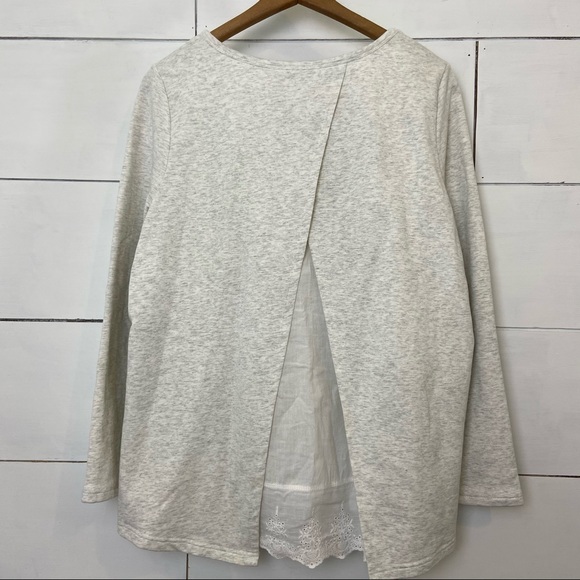 Lumiere Split Back Long Sleeve Crew Neck Top.  Size Medium. EUC - Picture 3 of 8